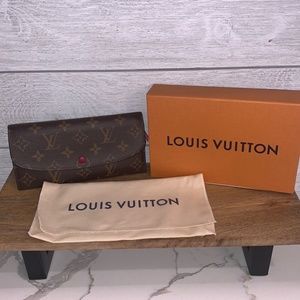 Louis Vuitton PF EMILIE MNG FUCHSIA WALLET